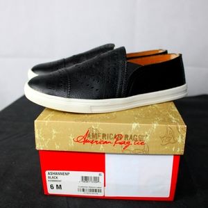 Women's Slip on Shoe